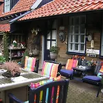 Prive Tuinhuis Elly 3* Sint Pancras