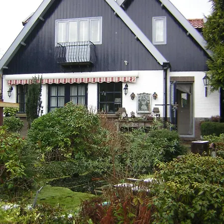 Bed & Breakfast Prive Tuinhuis Elly