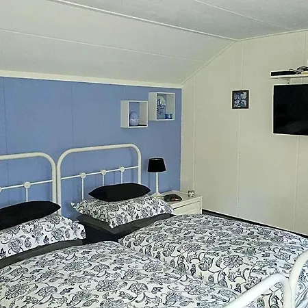 Bed & Breakfast Prive Tuinhuis Elly