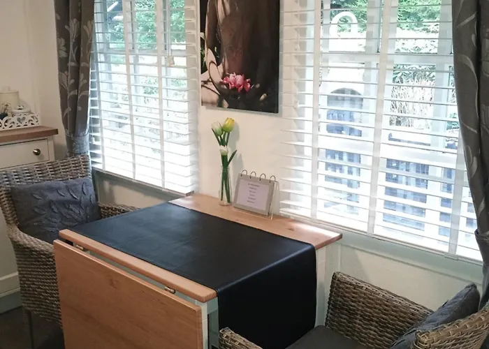 Bed & Breakfast Prive Tuinhuis Elly Sint Pancras